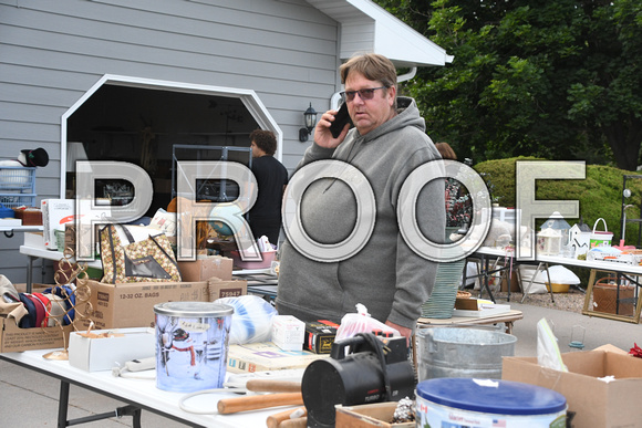 Garage sales 7635